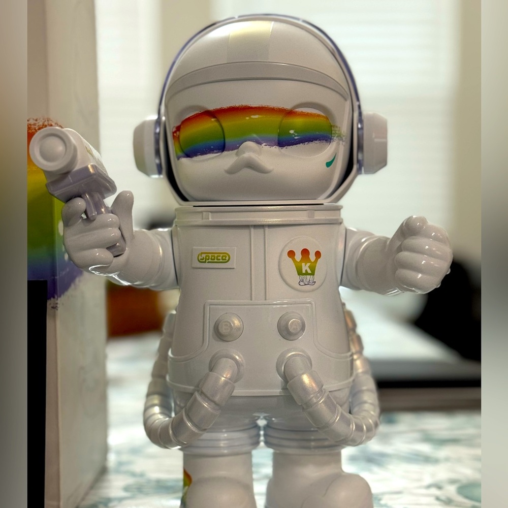 Pop mart mega rainbow space Molly 400%